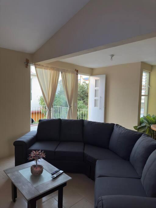 Departamento Completo, Comodo Y Cerca Del Aeropuerto San Agustin de las Juntas エクステリア 写真